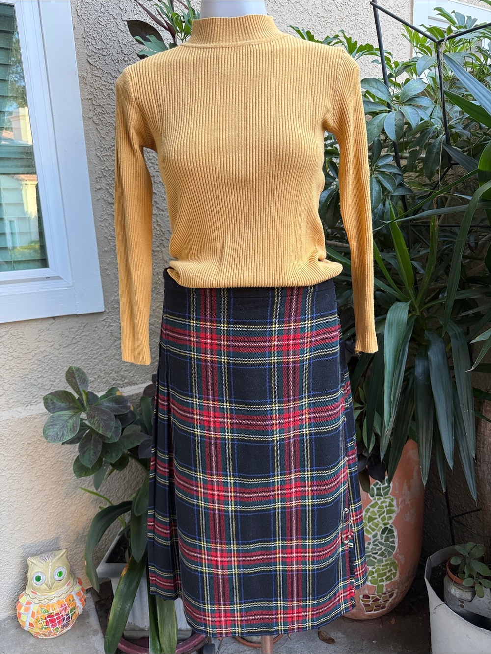 Vintage Classic Tartan Wool Wrap Skirt Pleated in the Back in Navy and Red Plaid